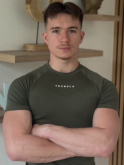 Lee-Lô Garnier